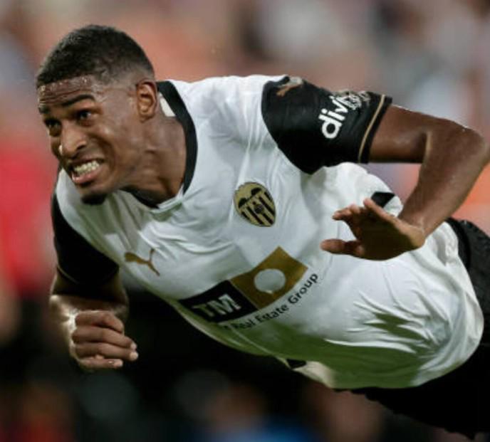 开云体育-莫斯克拉:我之前一直在和瓦伦谈续约,没谈拢所以另寻出路了