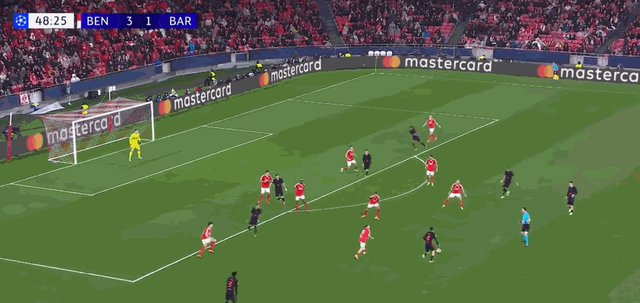 1737498997110099193.gif 孔德.gif