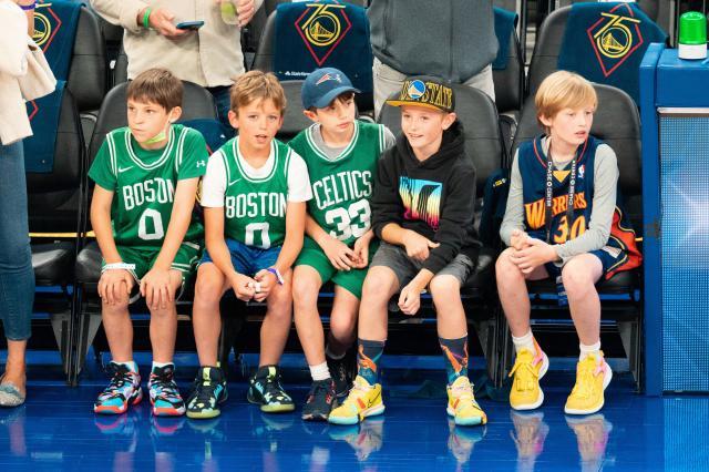 开云体育-【现场】惨负凯尔特人 激战之后勇士急需重整旗鼓