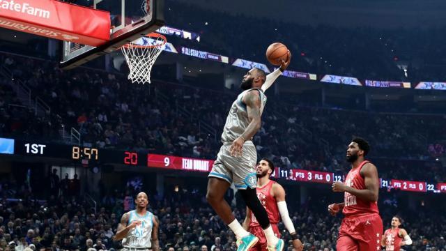 开云登录入口地址-言语和行动双重“敲打”湖人,詹姆斯有头脑也有实力