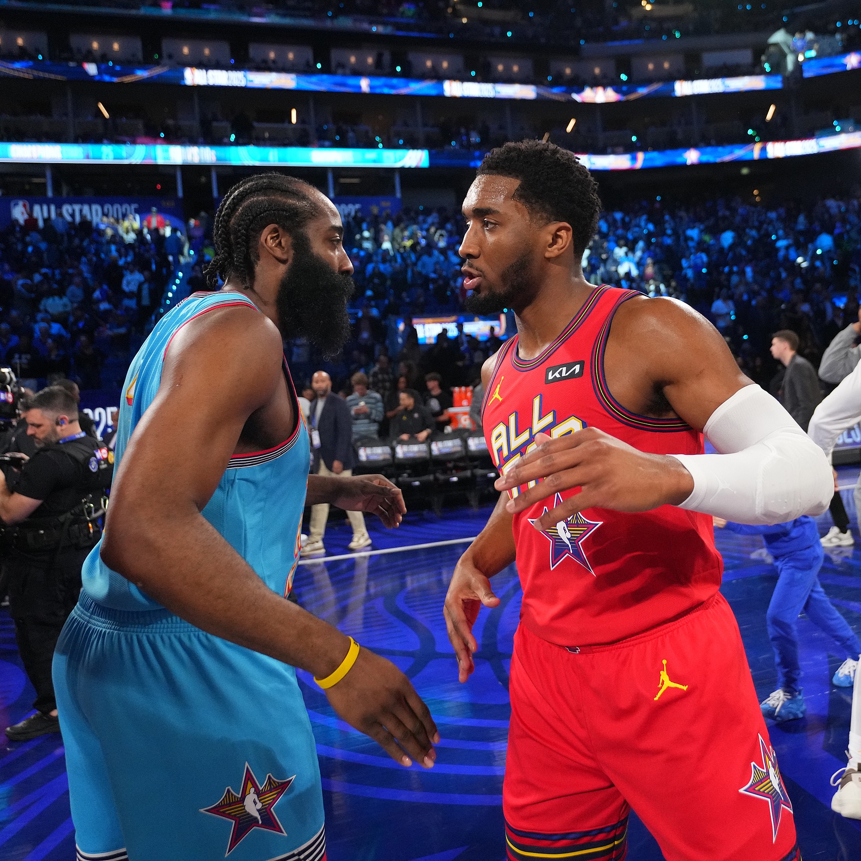 开云登录入口地址-格里芬：哈登最好的能力之一是出勤 米切尔有更多机会扮演得分手