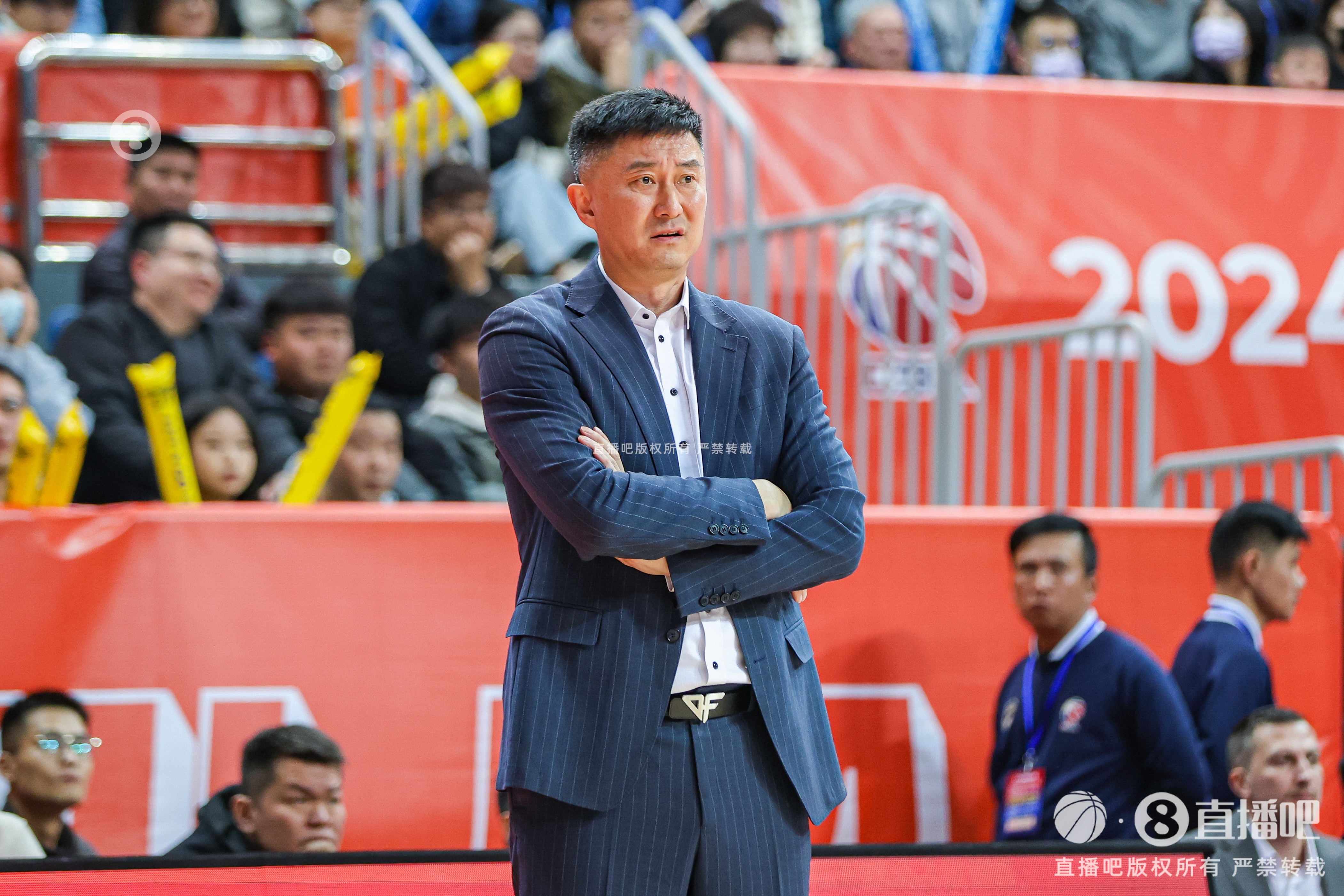 开云登录入口地址-间歇期是否会有外援变动?杜锋:等麦考尔回归 磨合磨合再看